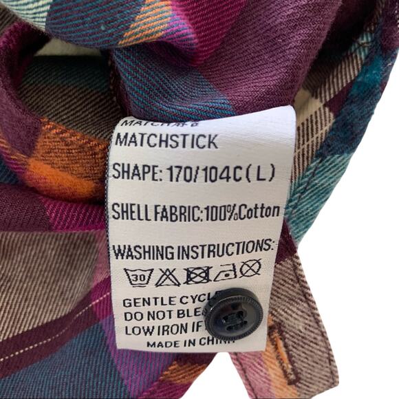 Via Penny Lane Reworked Apparel | Maroon 5 Graphic Button Up Plaid Shirt Large - Picture 8 of 9